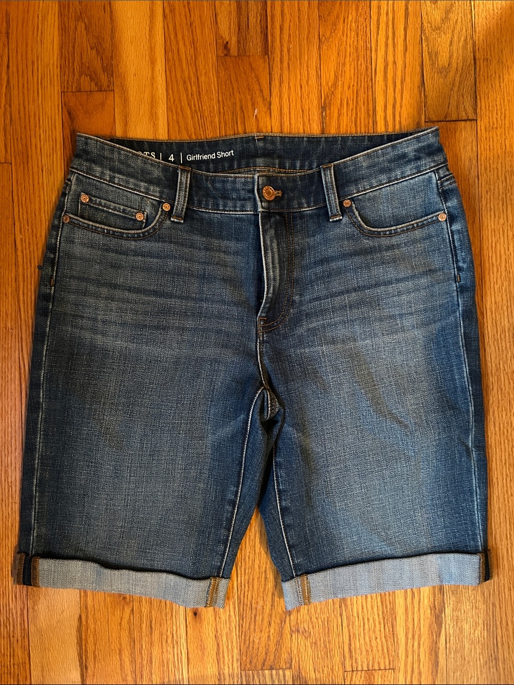 Talbots Flawless Denim Girlfriend Cuffed Jean Shorts. NWOT